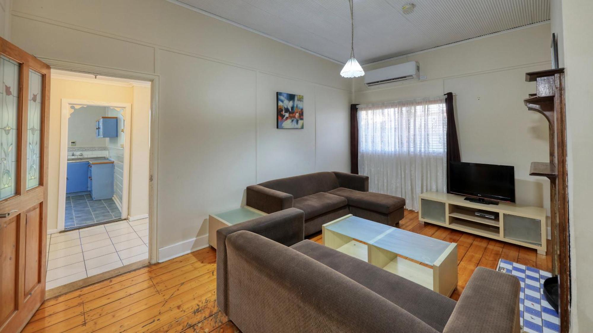 Charles Rasp Motor & Motel Broken Hill